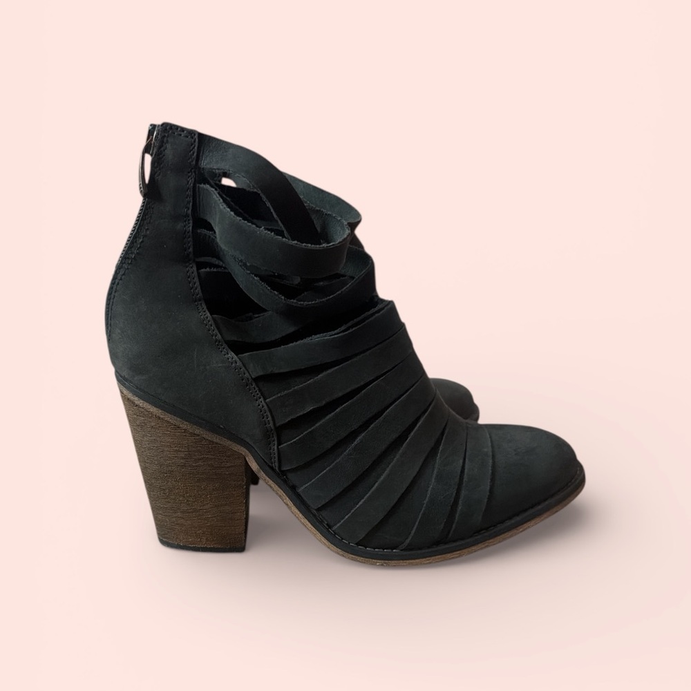 Free People Women's Black Strappy Block Heel Bootie 8.5